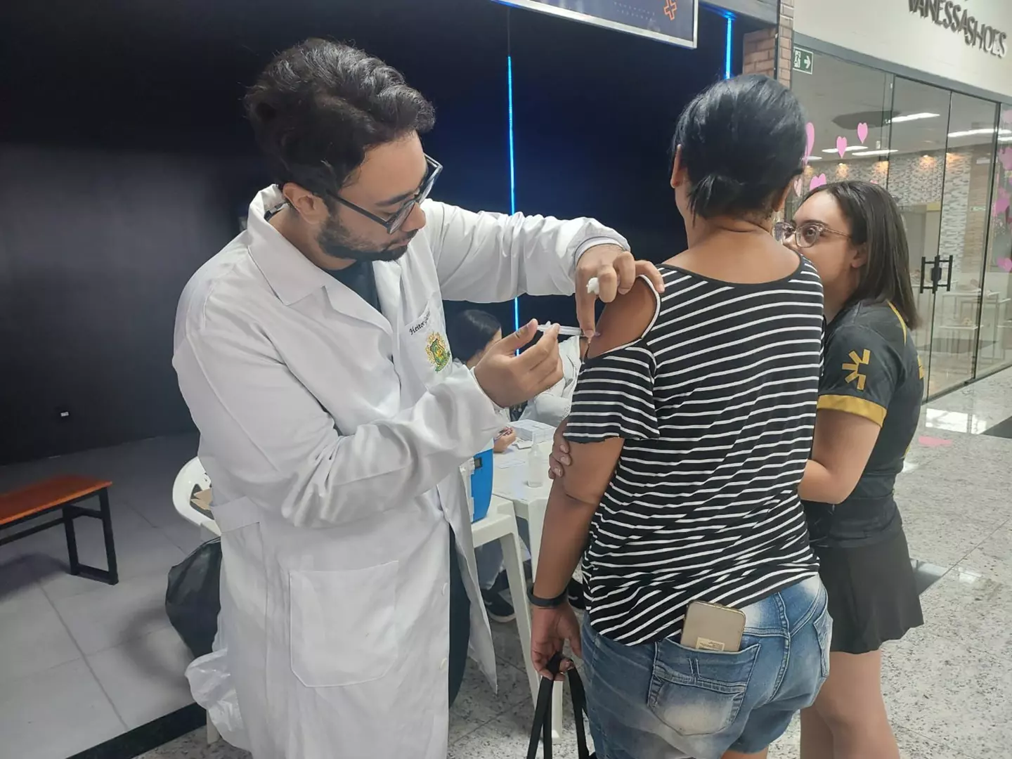 Marília realiza o “Imuniza Day” com vacinação na região central e abertura de sete unidades